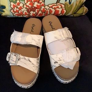 Qupid Platform Sandal